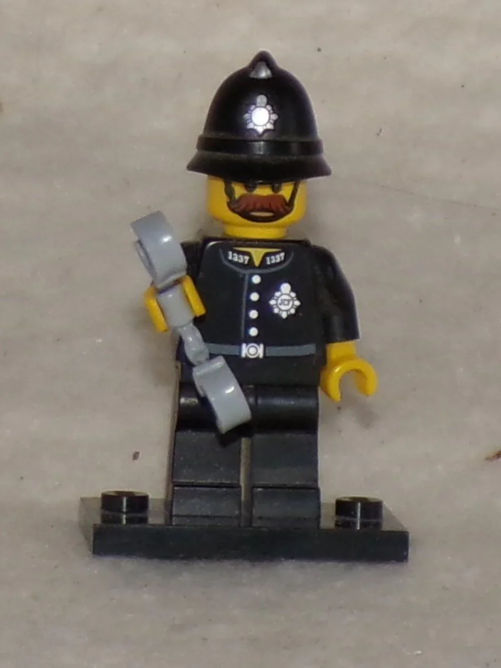 British London Police Bobby col177 CMF